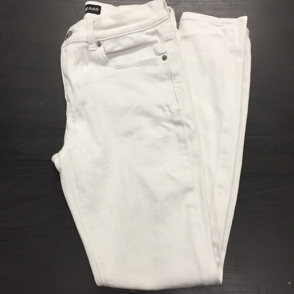 White skinny jeans